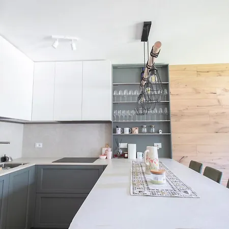 Appartement Ruoibes 17 *