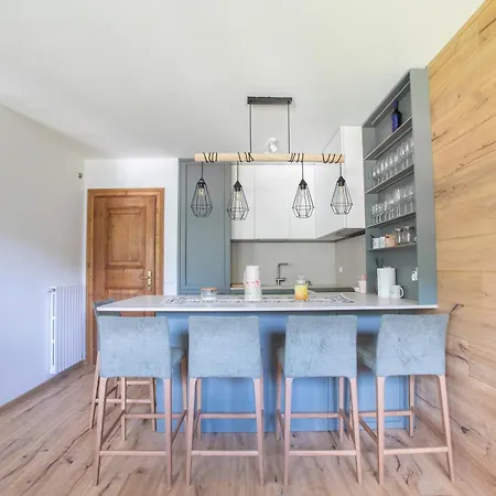 Apartment Ruoibes 17 *